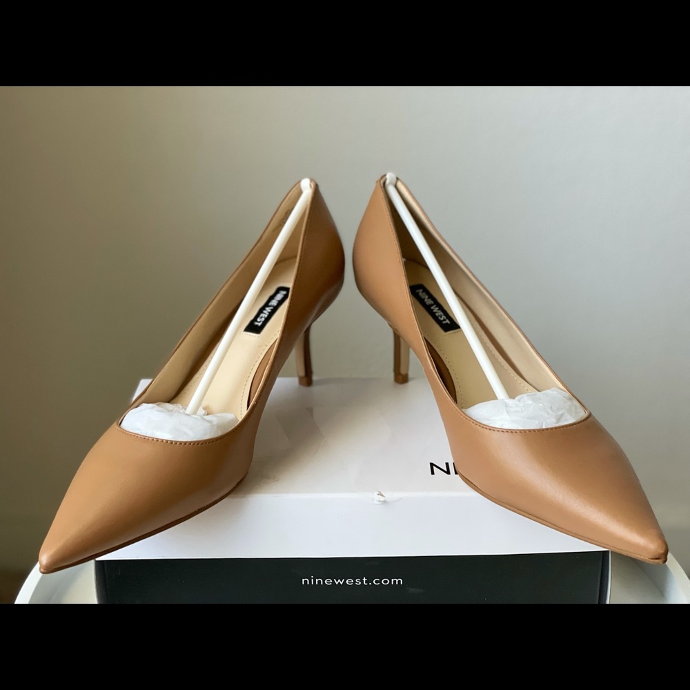 Nine West Arlene pump